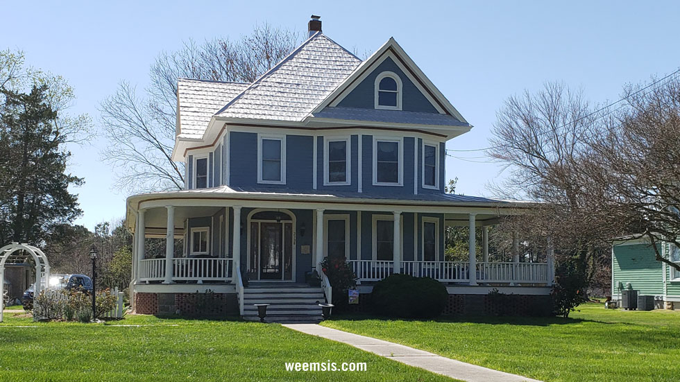 Victorian Home in Weems Virginia